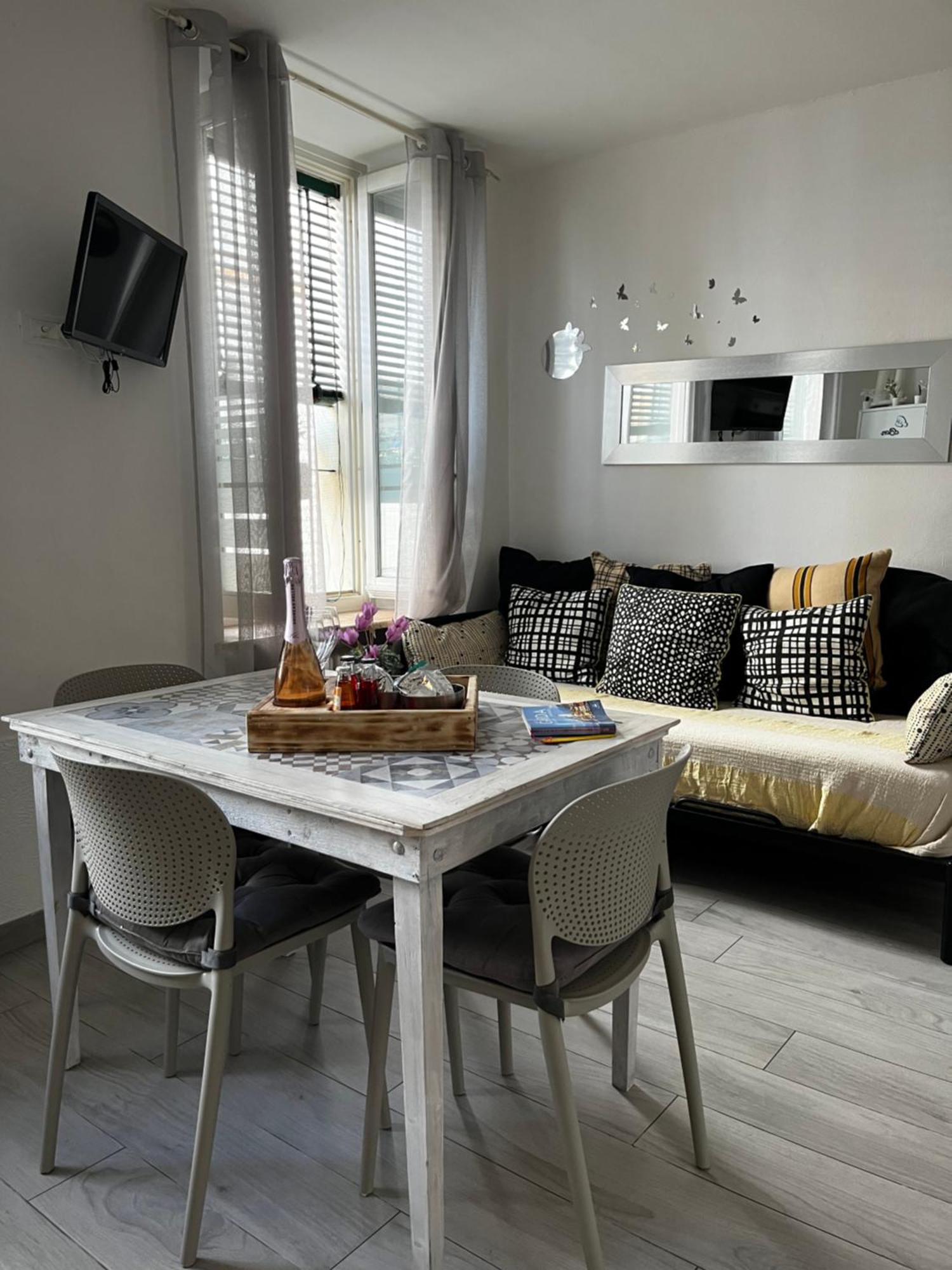 Casa Giulietta - Lonato Del Garda Lejlighed Eksteriør billede