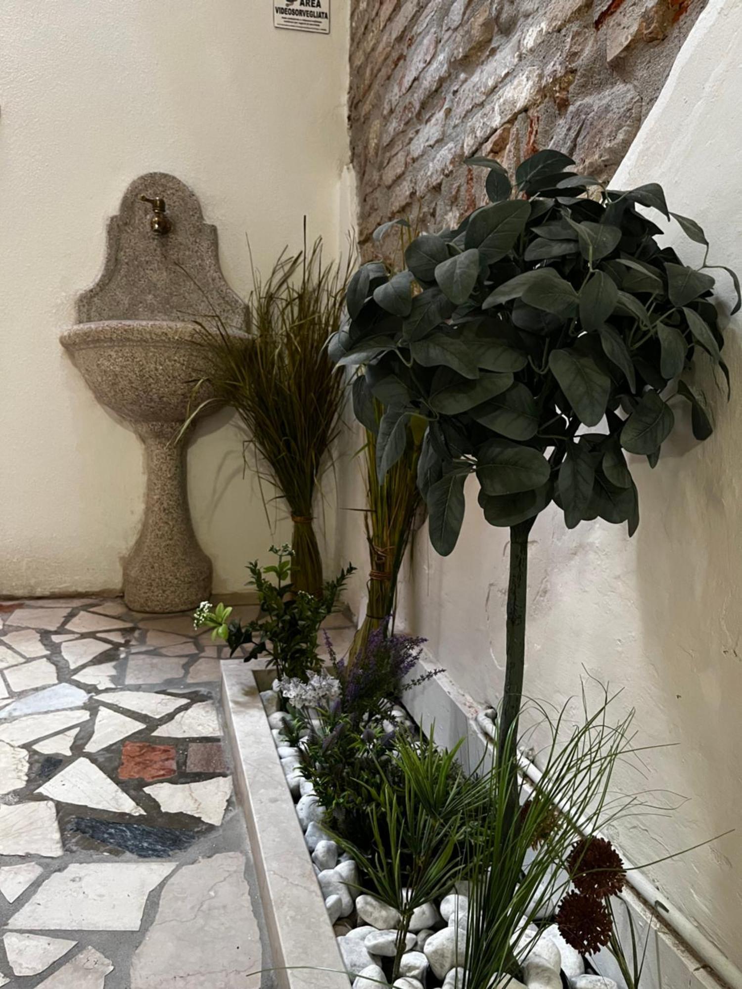 Casa Giulietta - Lonato Del Garda Lejlighed Eksteriør billede